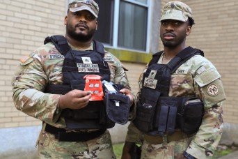 New York National Guard Soldiers Aid Subway Stabbing Victim