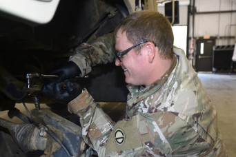 Total Army forces train National Guard units, ahead of future deployment